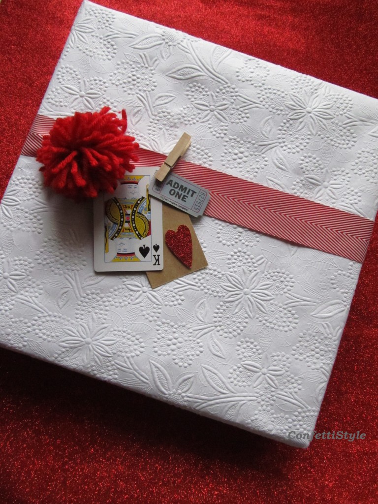 5-1simple-and-sweet-valentine-gift-wrap-ideas-confettistyle